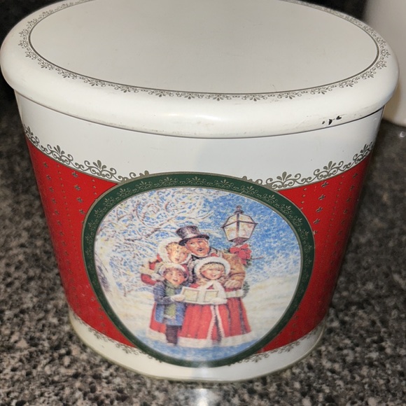 Vintage FTD Carolers tin - Picture 2 of 10